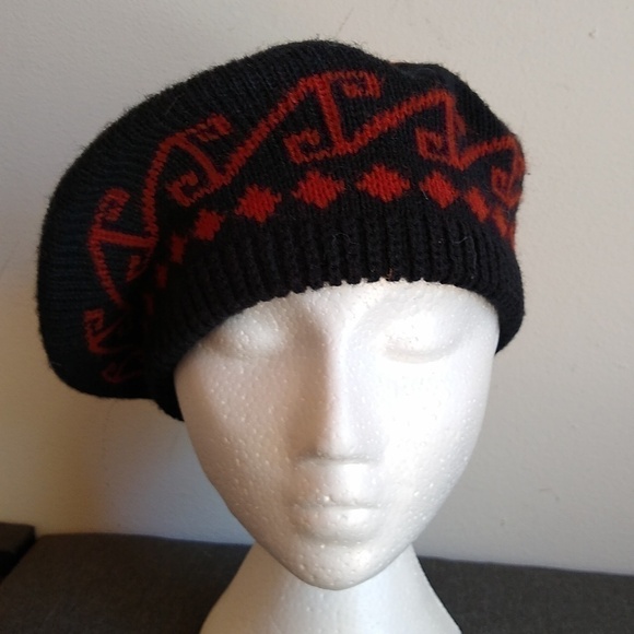 Betmar New York Patterned Beret Black & Scarlet - Picture 1 of 7